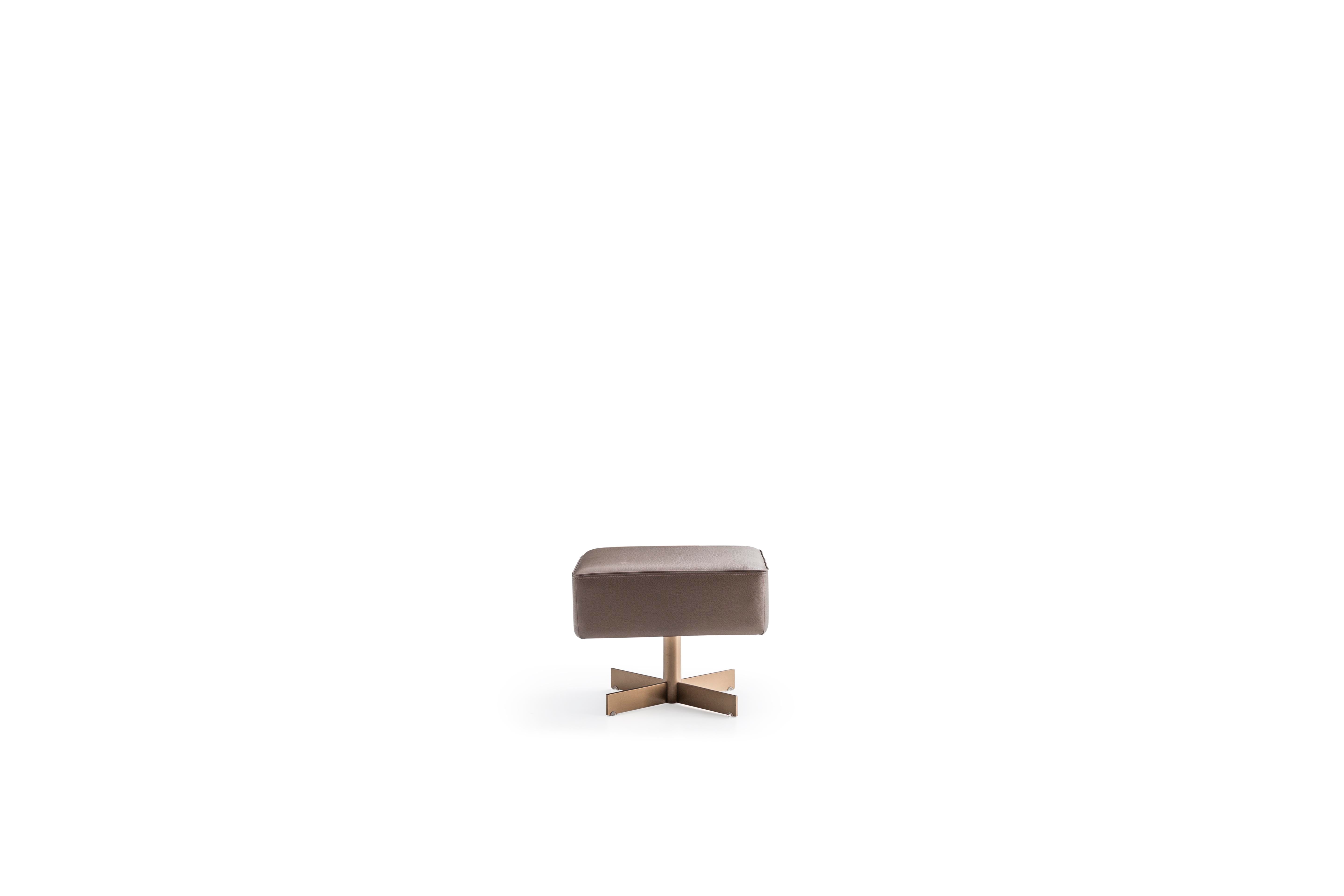 BALANCE ROTATING POUF