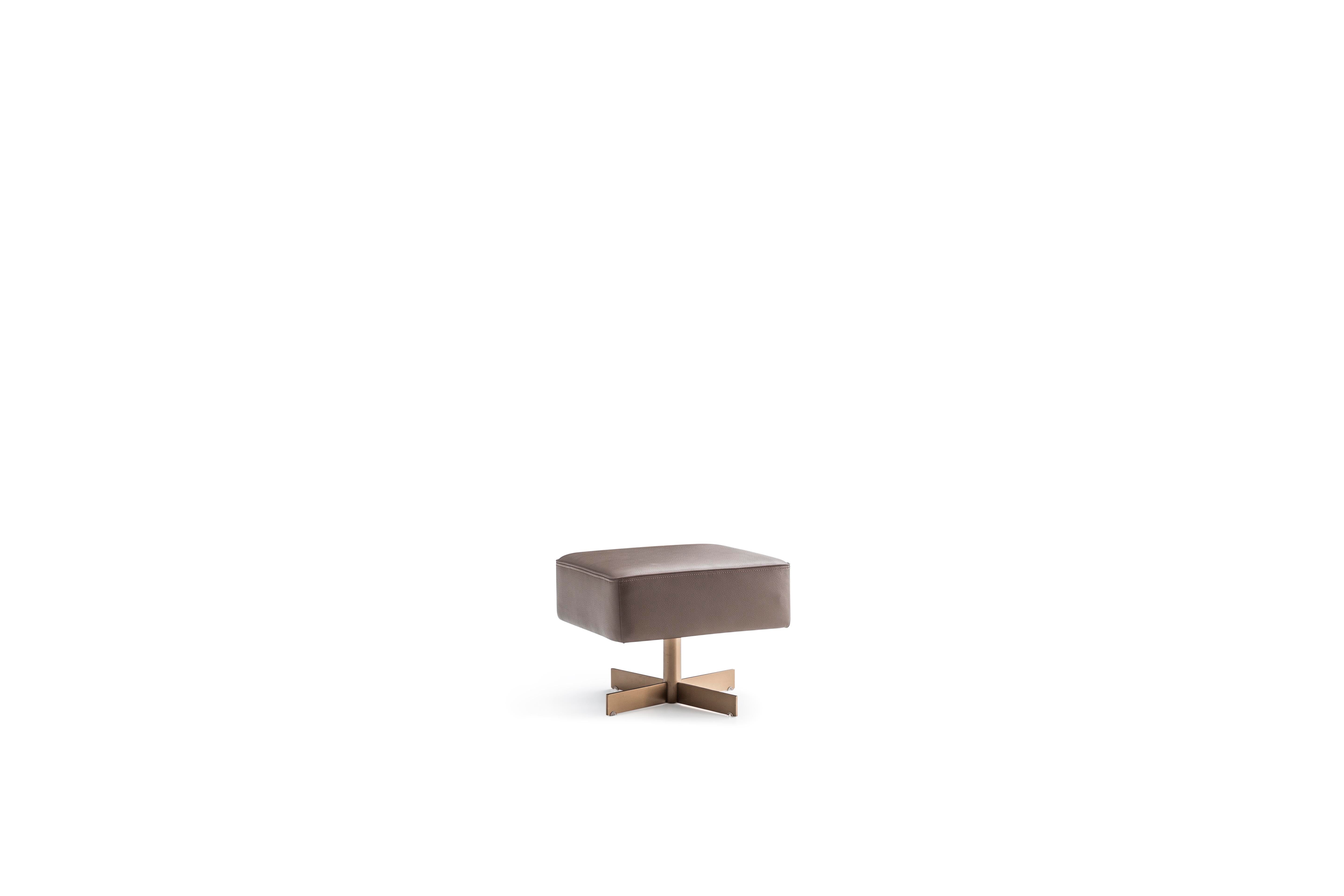 BALANCE ROTATING POUF
