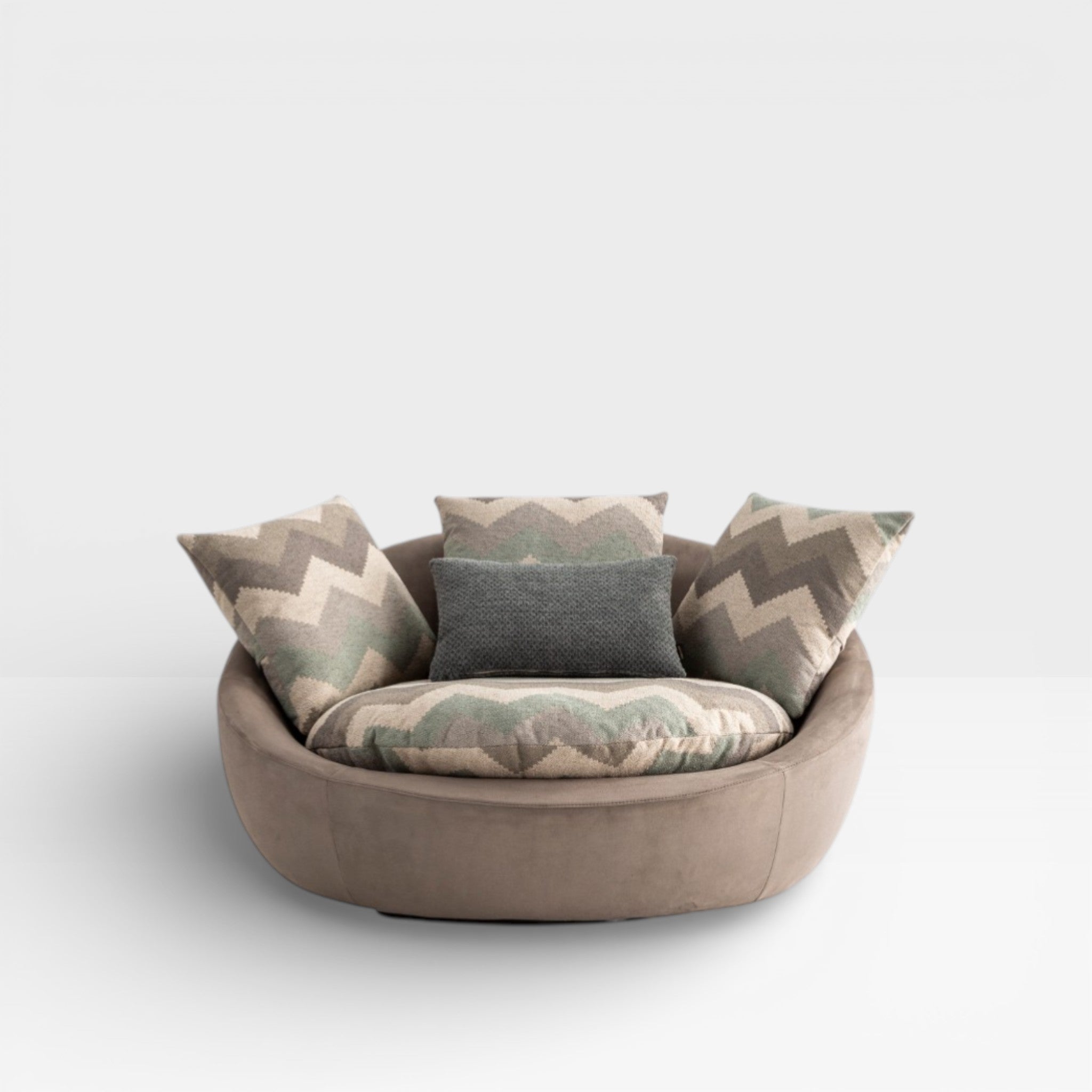 Solo Armchair