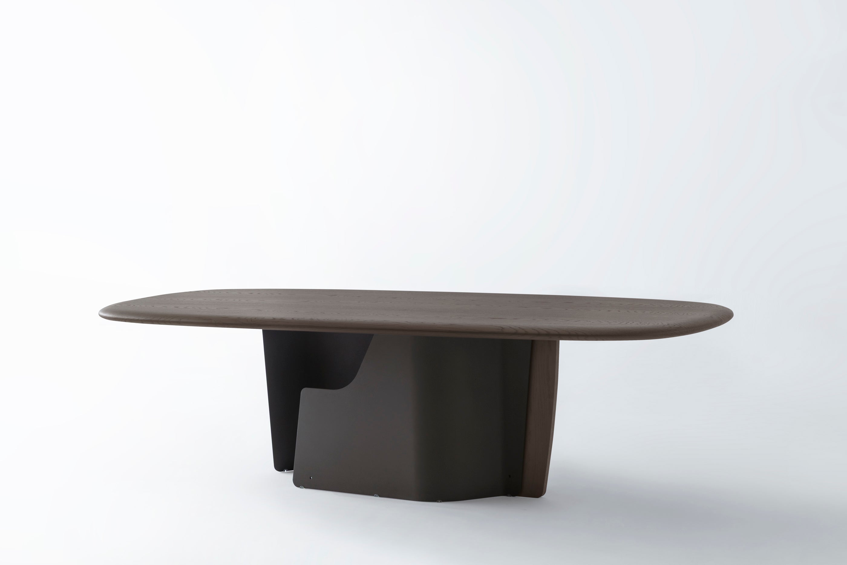 Wogg Dining Table
