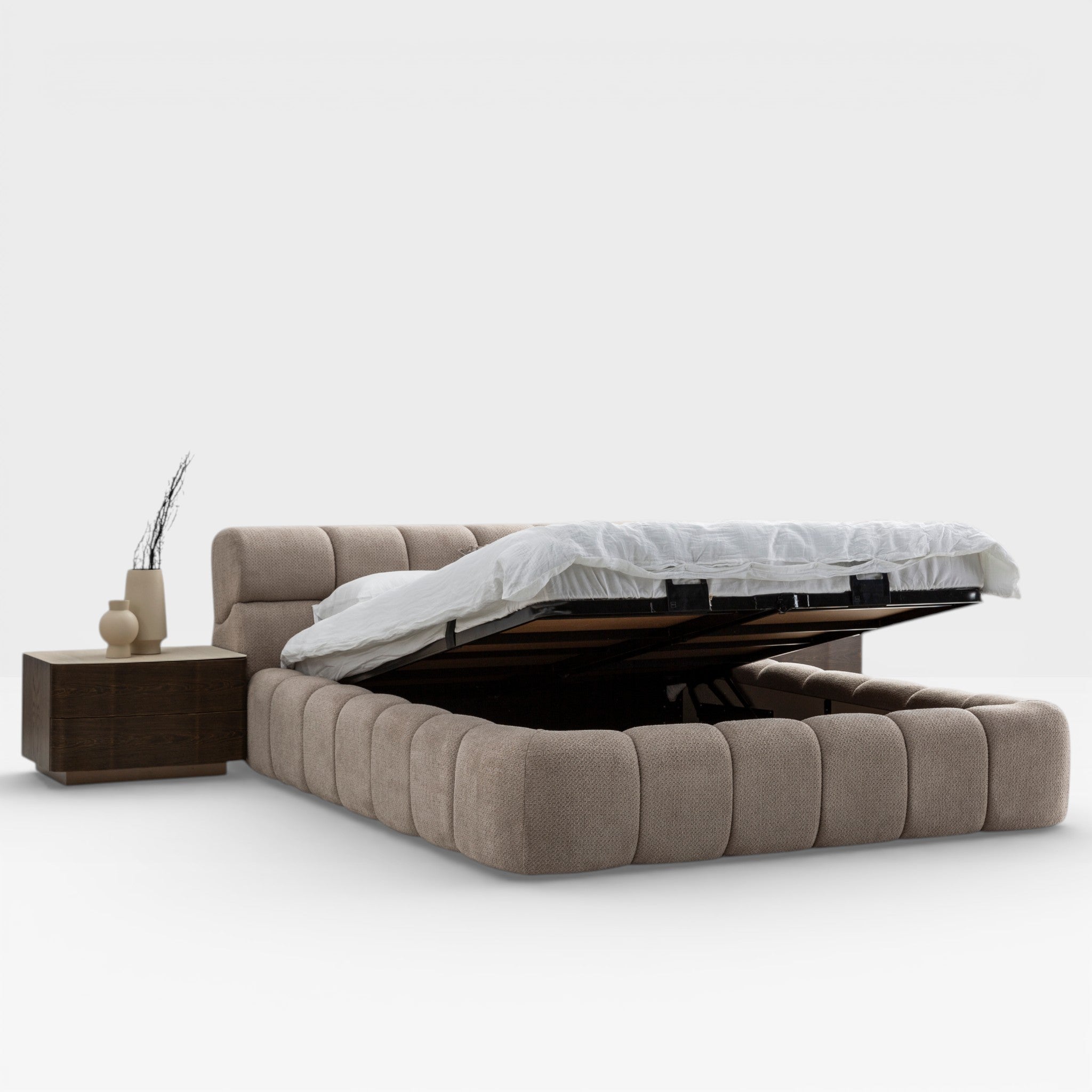 Curvy Bed